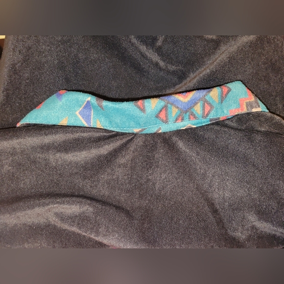 1980s Dee California S Black Aztec print womans long sleeve Oversized top - Picture 6 of 9